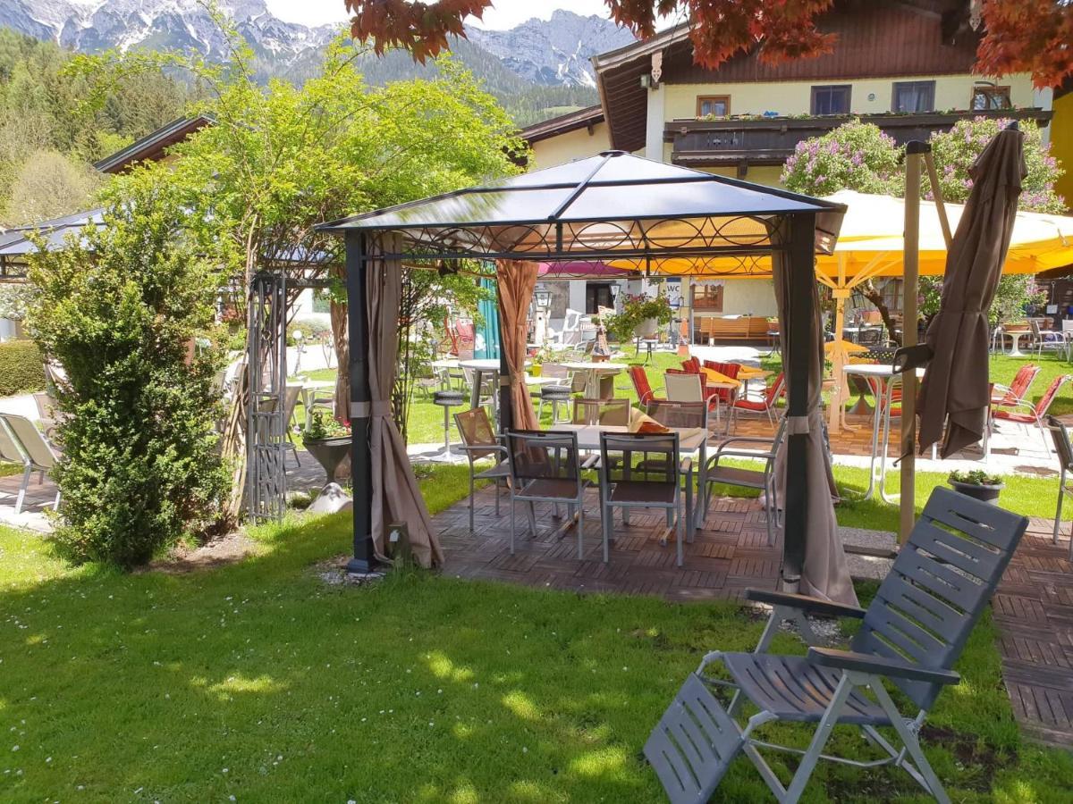 Ferienhotel Lindenhof Leogang Buitenkant foto