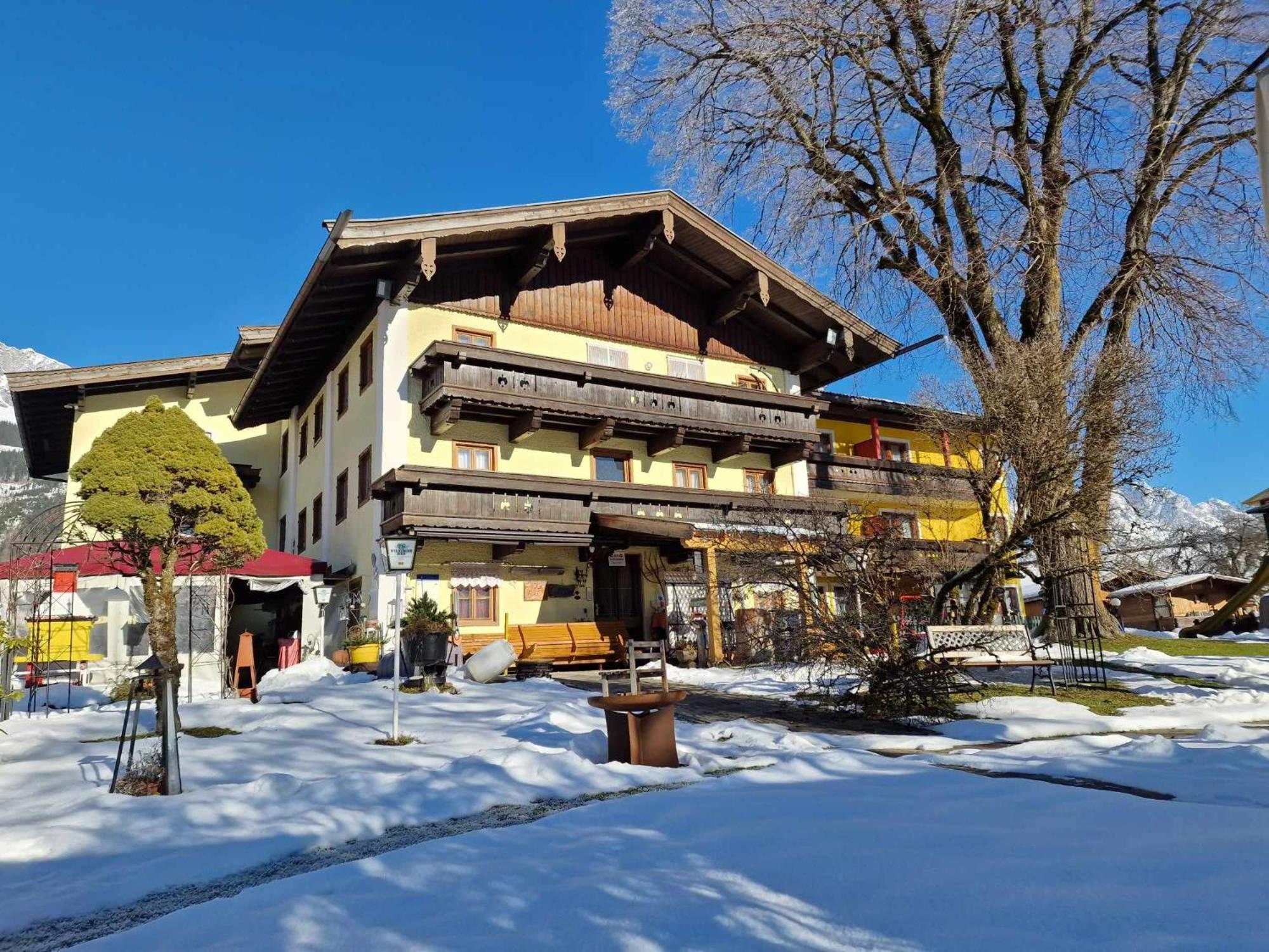 Ferienhotel Lindenhof Leogang Buitenkant foto
