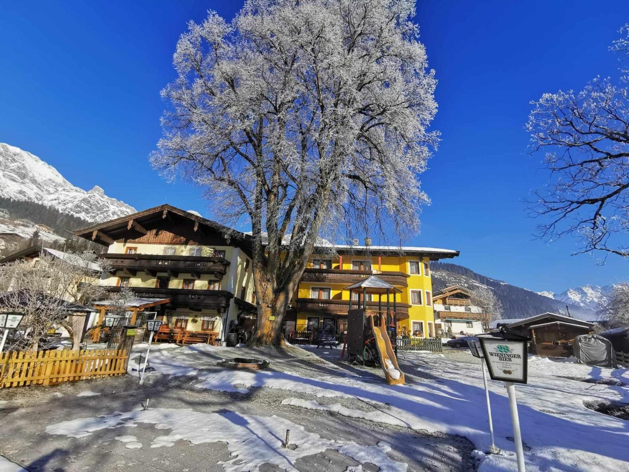 Ferienhotel Lindenhof Leogang Buitenkant foto