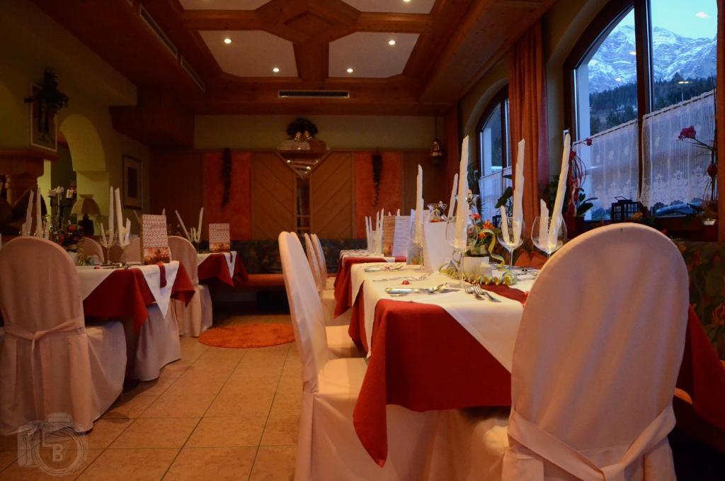 Ferienhotel Lindenhof Leogang Buitenkant foto