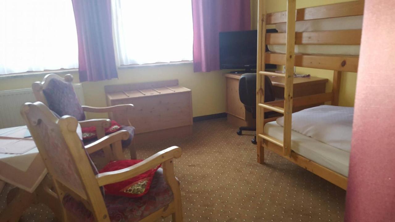 Ferienhotel Lindenhof Leogang Buitenkant foto